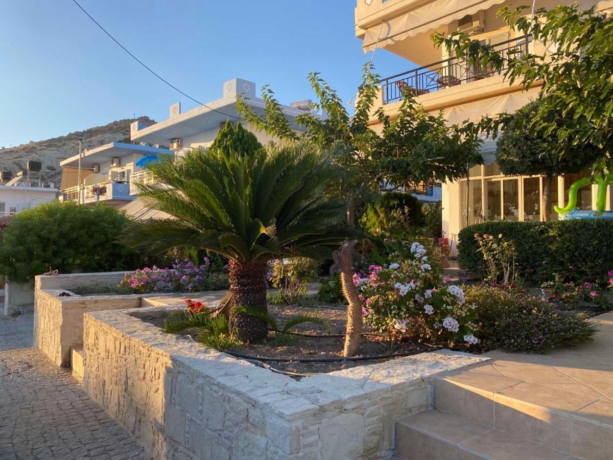 Sindonia Beach Apartment'S Psari Forada ภายนอก รูปภาพ