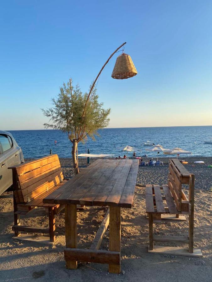 Sindonia Beach Apartment'S Psari Forada ภายนอก รูปภาพ