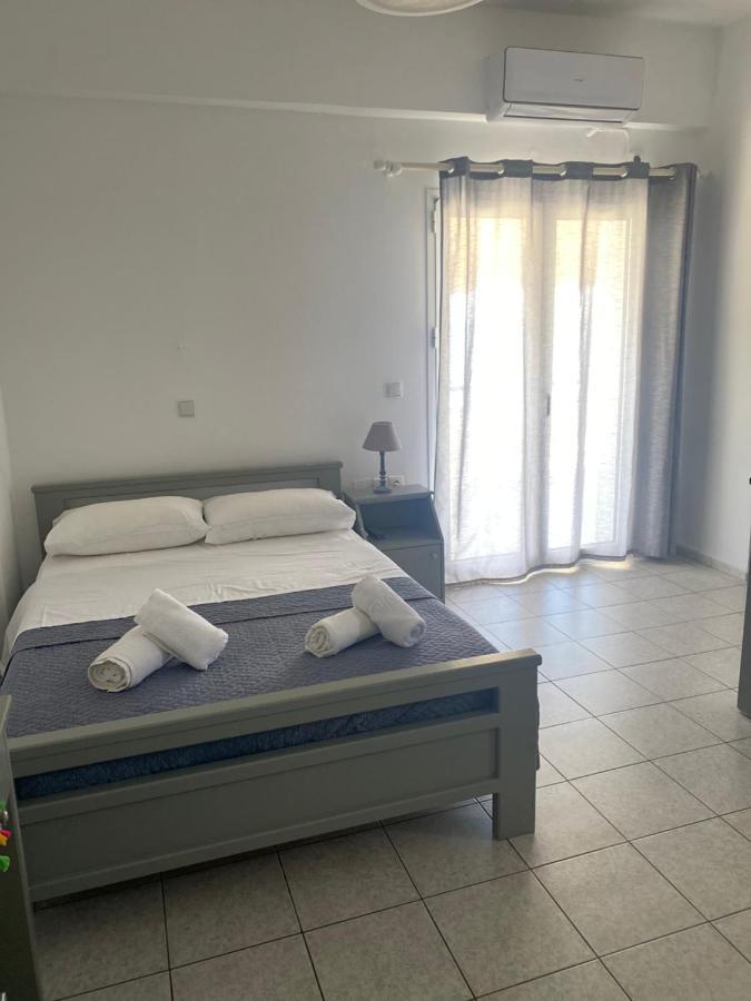 Sindonia Beach Apartment'S Psari Forada ภายนอก รูปภาพ
