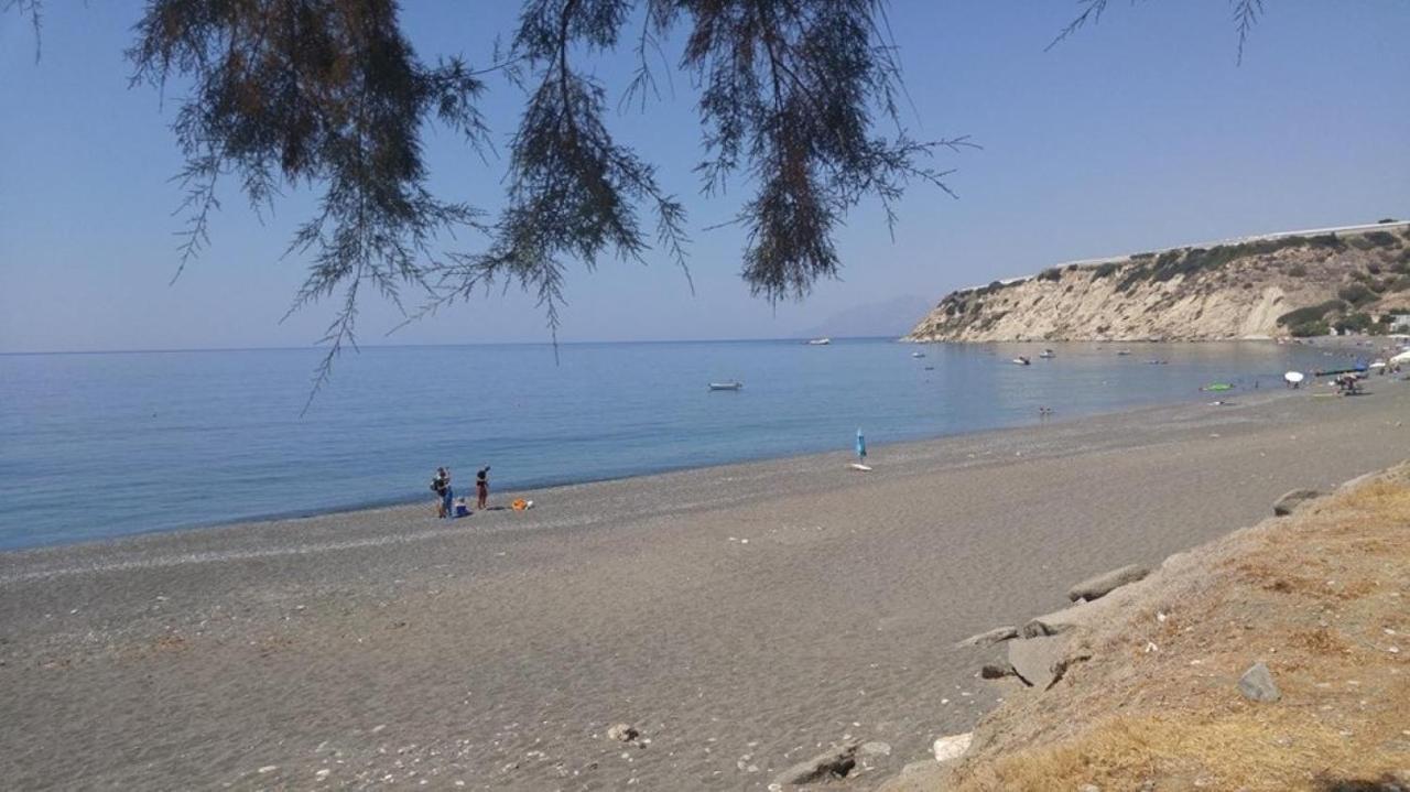 Sindonia Beach Apartment'S Psari Forada ภายนอก รูปภาพ